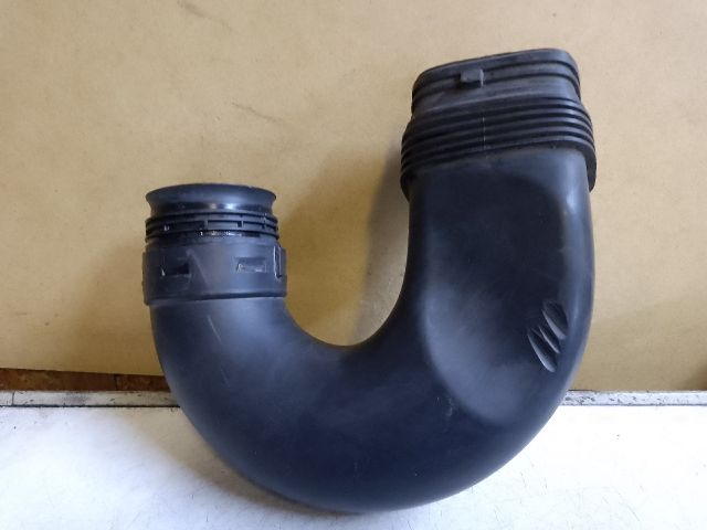 bontott VW PASSAT B6 Légbeömlő Cső