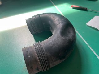 bontott VW PASSAT B6 Légbeömlő Cső