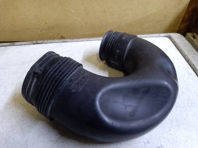 bontott VW PASSAT B6 Légbeömlő Cső