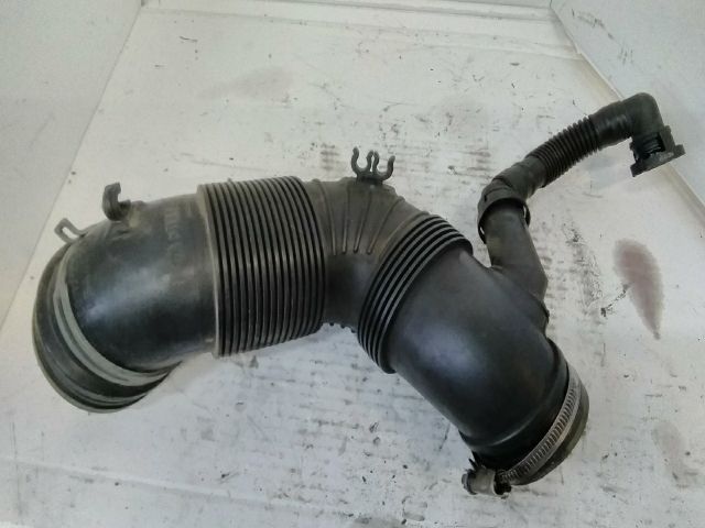 bontott VW PASSAT B6 Légbeömlő Cső