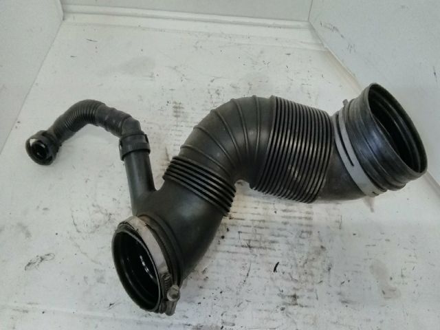 bontott VW PASSAT B6 Légbeömlő Cső