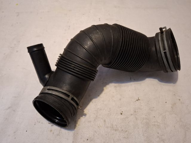 bontott VW PASSAT B6 Légbeömlő Cső