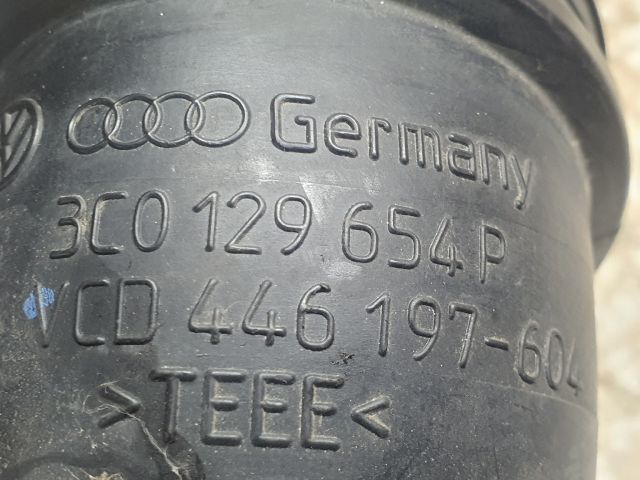 bontott VW PASSAT B6 Légbeömlő Cső