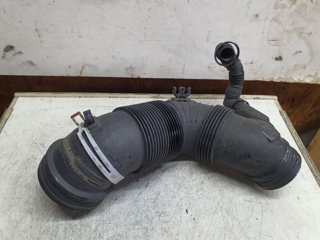 bontott VW PASSAT B6 Légbeömlő Cső