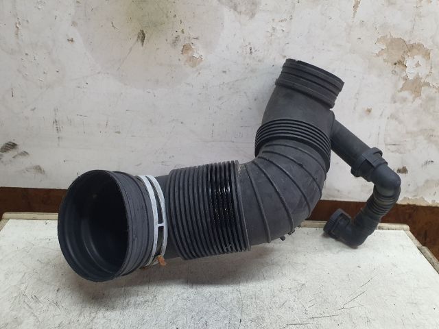 bontott VW PASSAT B6 Légbeömlő Cső