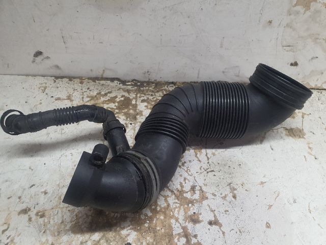 bontott VW PASSAT B6 Légbeömlő Cső