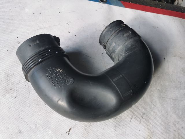 bontott VW PASSAT B6 Légbeömlő Cső