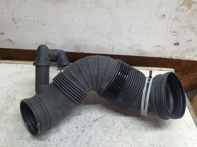 bontott VW PASSAT B6 Légbeömlő Cső