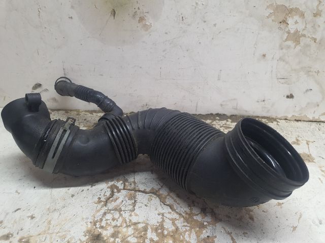 bontott VW PASSAT B6 Légbeömlő Cső