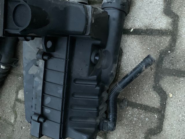 bontott VW PASSAT B6 Légszűrő Ház