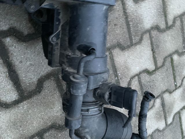 bontott VW PASSAT B6 Légszűrő Ház