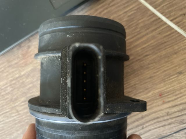 bontott VW PASSAT B6 Légtömegmérő