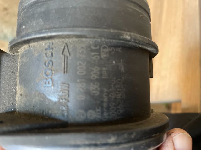 bontott VW PASSAT B6 Légtömegmérő