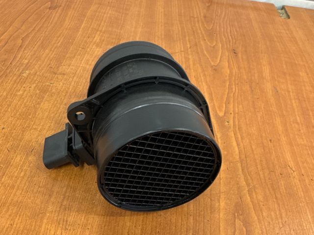 bontott VW PASSAT B6 Légtömegmérő