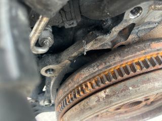bontott VW PASSAT B6 Motor (Fűzött blokk hengerfejjel)
