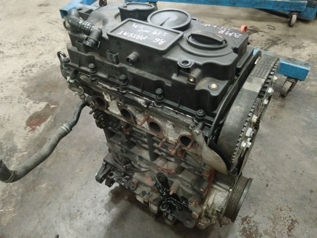 bontott VW PASSAT B6 Motor (Fűzött blokk hengerfejjel)