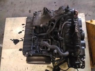 bontott VW PASSAT B6 Motor (Fűzött blokk hengerfejjel)