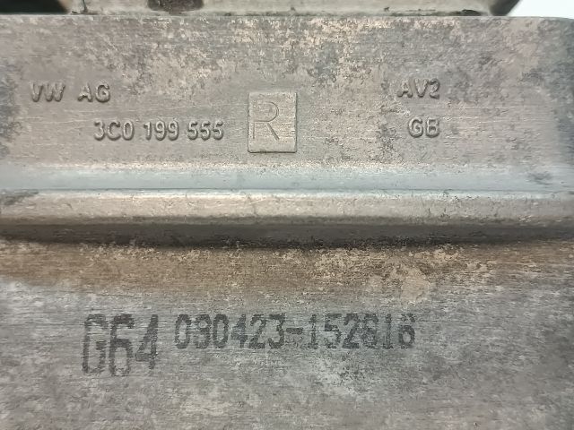 bontott VW PASSAT B6 Motor Tartó Bak Bal