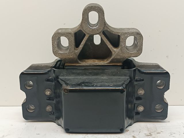 bontott VW PASSAT B6 Motor Tartó Bak Bal