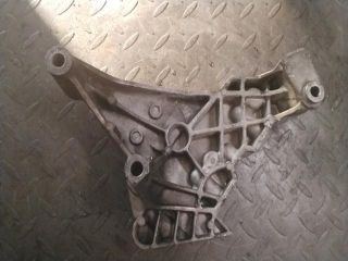 bontott VW PASSAT B6 Motor Tartó Bak (Fém)