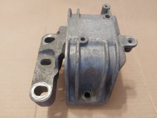 bontott VW PASSAT B6 Motor Tartó Bak (Fém)