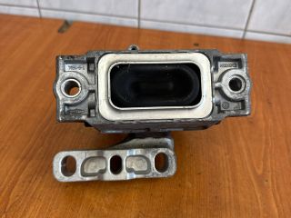 bontott VW PASSAT B6 Motor Tartó Bak (Fém)