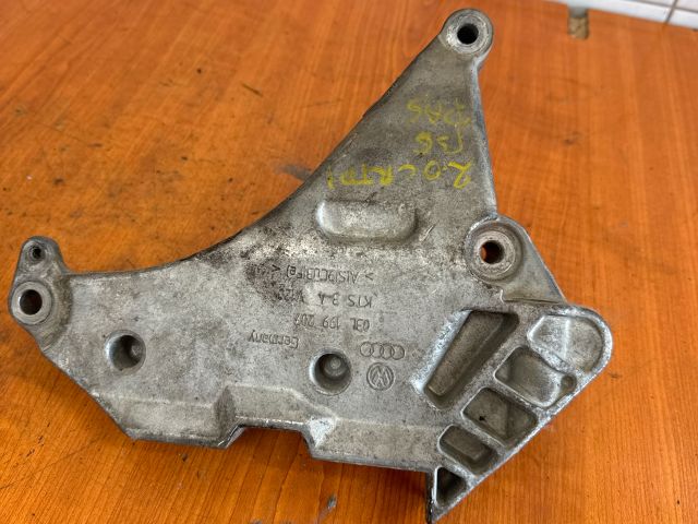 bontott VW PASSAT B6 Motor Tartó Bak (Fém)