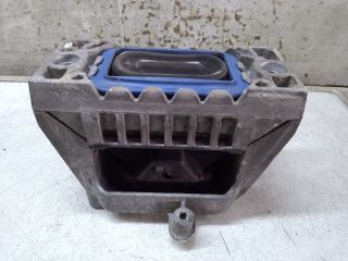 bontott VW PASSAT B6 Motor Tartó Bak Jobb