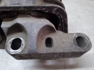 bontott VW PASSAT B6 Motor Tartó Bak Jobb