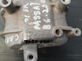 bontott VW PASSAT B6 Motor Tartó Bak Jobb