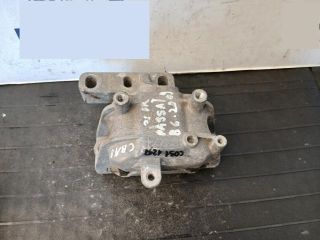 bontott VW PASSAT B6 Motor Tartó Bak Jobb