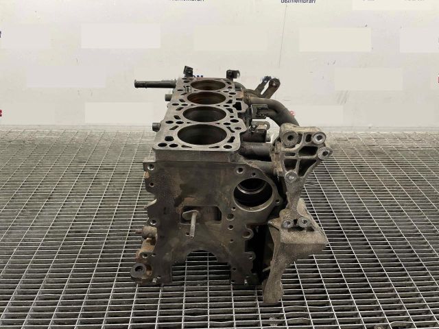 bontott VW PASSAT B6 Motorblokk (Fűzött)