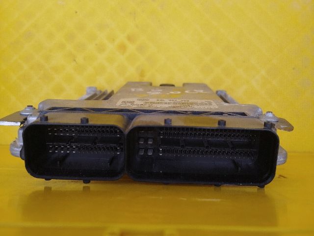 bontott VW PASSAT B6 Motorvezérlő