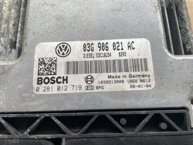 bontott VW PASSAT B6 Motorvezérlő