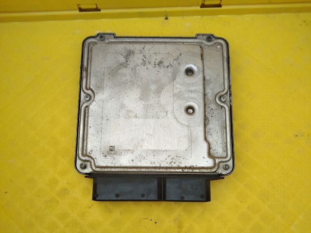 bontott VW PASSAT B6 Motorvezérlő