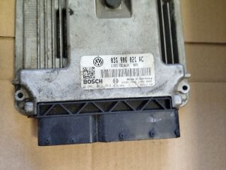 bontott VW PASSAT B6 Motorvezérlő