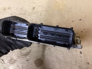 bontott VW PASSAT B6 Motorvezérlő