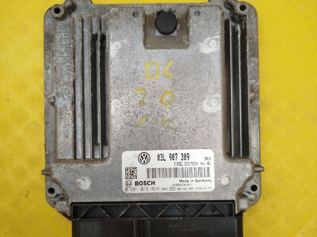 bontott VW PASSAT B6 Motorvezérlő