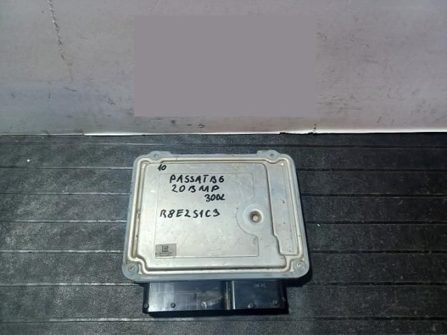 bontott VW PASSAT B6 Motorvezérlő