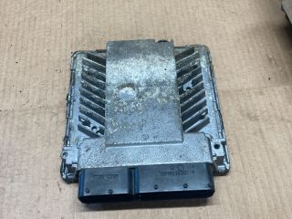 bontott VW PASSAT B6 Motorvezérlő
