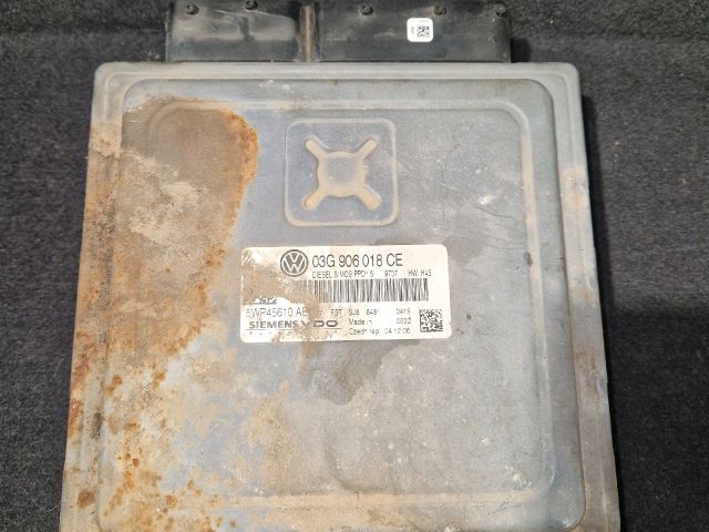 bontott VW PASSAT B6 Motorvezérlő