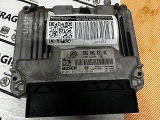 bontott VW PASSAT B6 Motorvezérlő