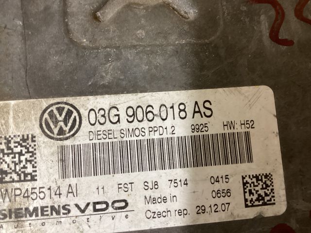 bontott VW PASSAT B6 Motorvezérlő