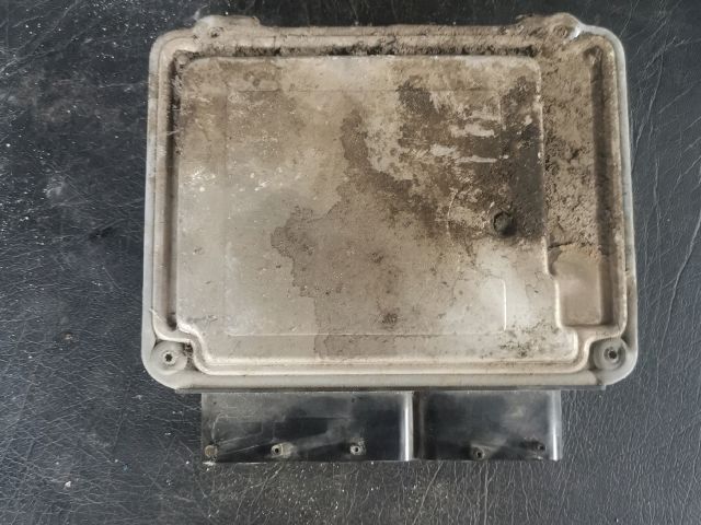 bontott VW PASSAT B6 Motorvezérlő