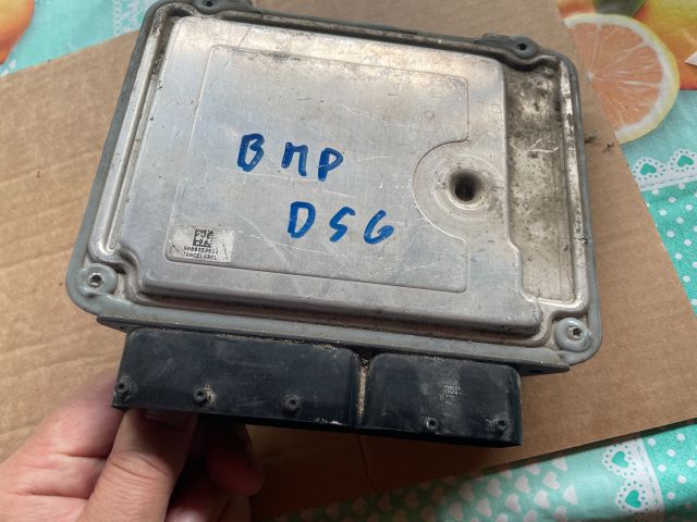 bontott VW PASSAT B6 Motorvezérlő