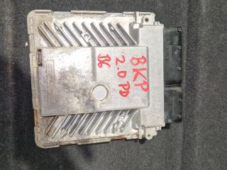 bontott VW PASSAT B6 Motorvezérlő