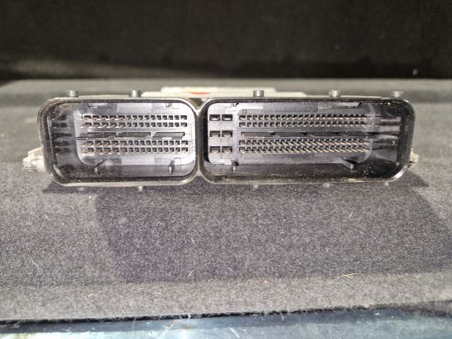 bontott VW PASSAT B6 Motorvezérlő