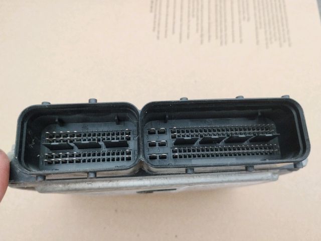 bontott VW PASSAT B6 Motorvezérlő