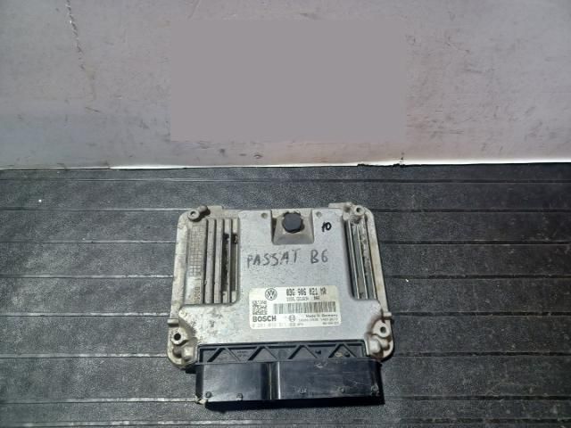 bontott VW PASSAT B6 Motorvezérlő
