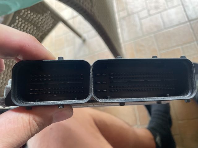 bontott VW PASSAT B6 Motorvezérlő